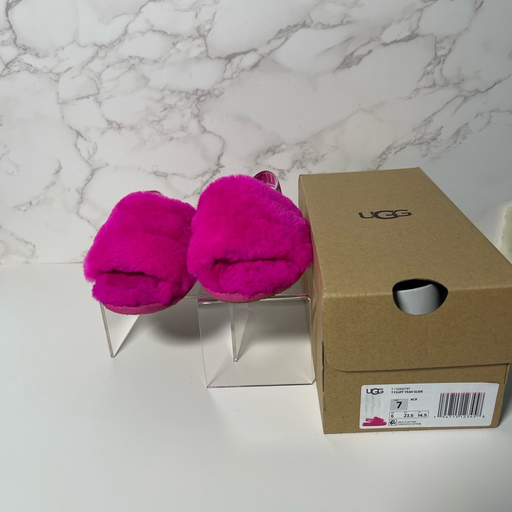 Toddler Ugg furry sandals
